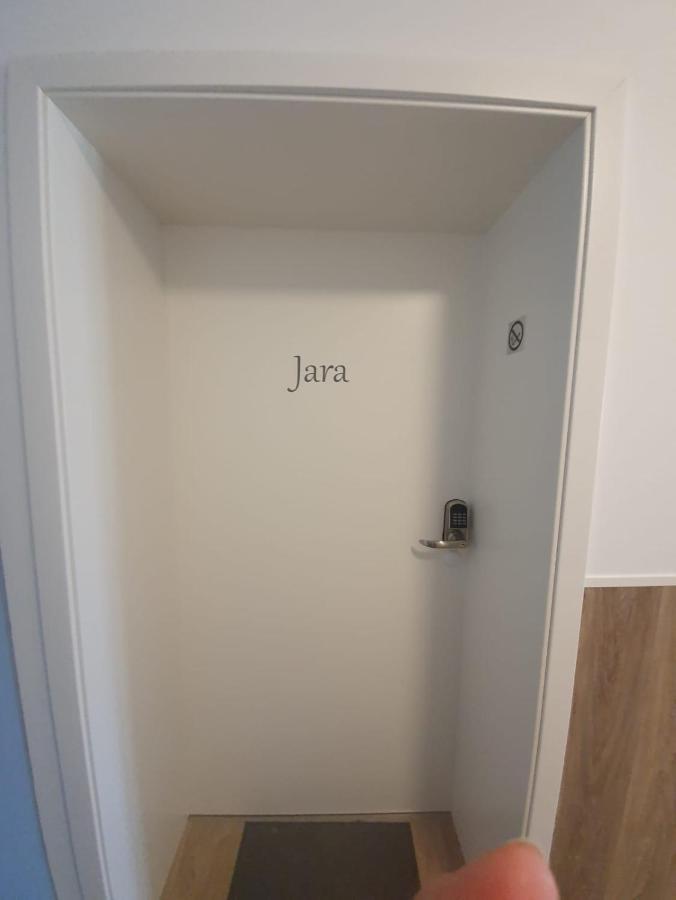 Apartment Shower App Jara,1109651286:JPEG