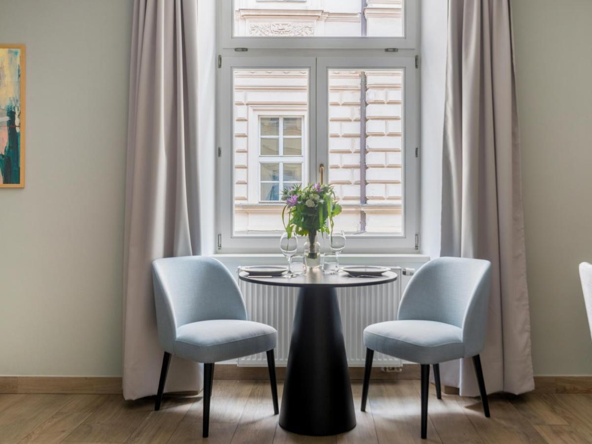 Extra großes Studio mit Küchenzeile und Badewanne