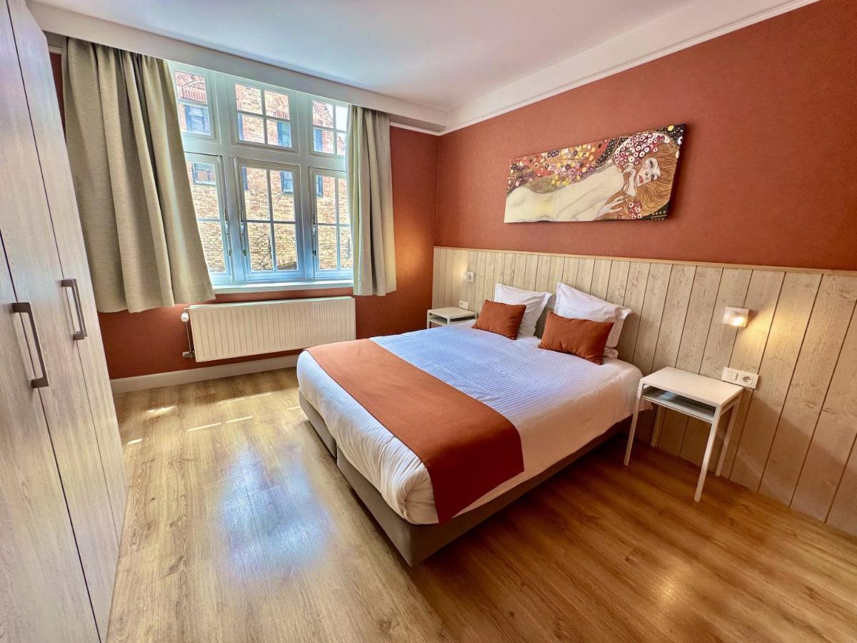 Apartment mit Poolblick