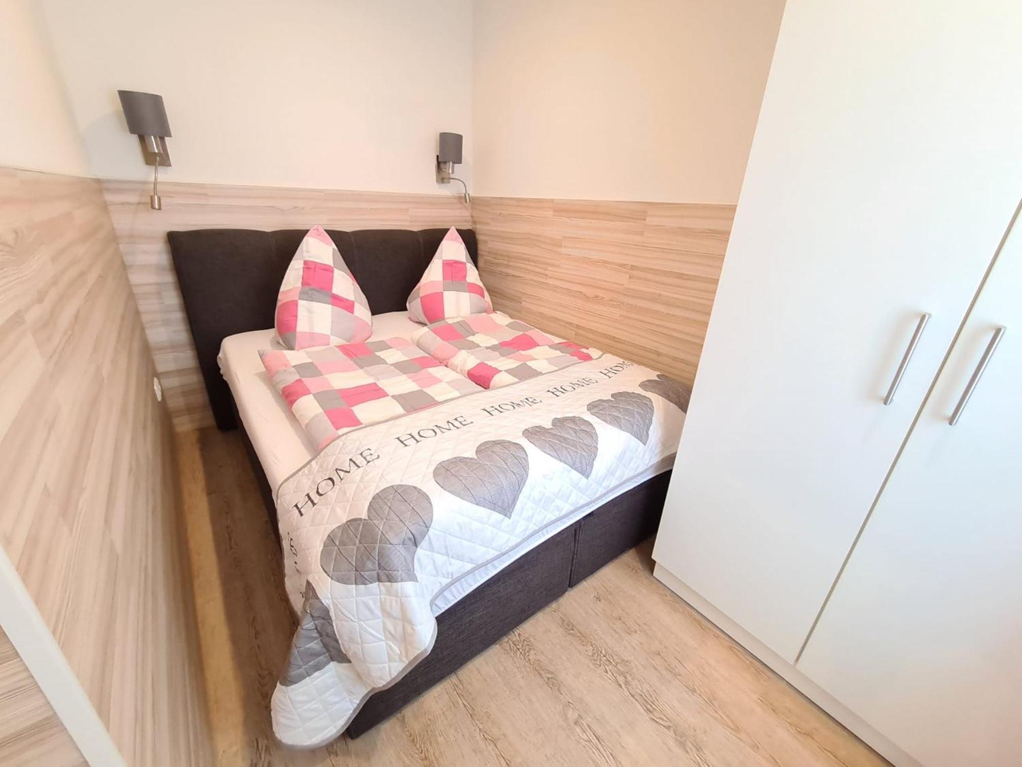 Apartment 3,1528708444:JPEG