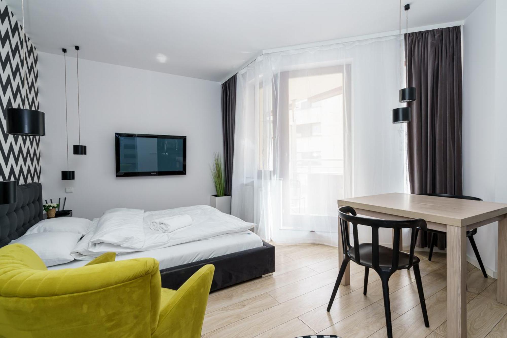 Deluxe Studio mit Queensize-Bett - Straße Krawiecka 1
