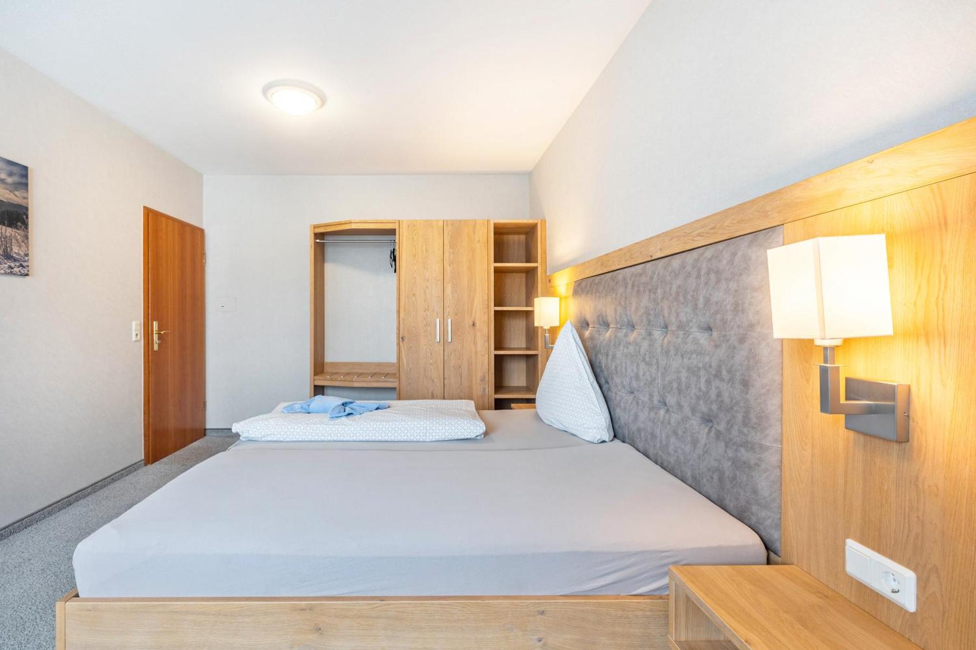 Two-Bedroom Deluxe Apartment with Balcony,1656200542:JPEG