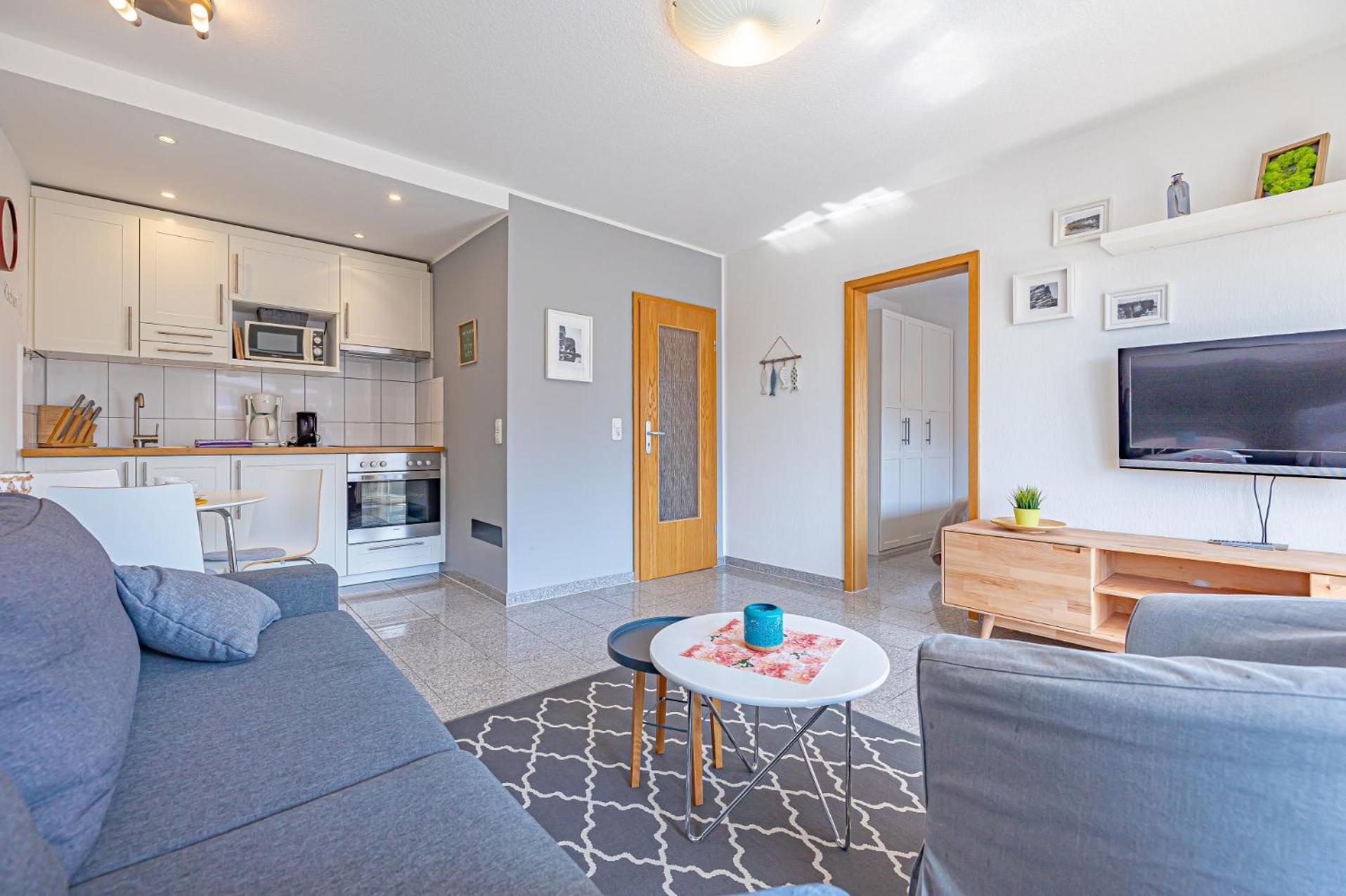 One-Bedroom Apartment with Balcony,1746663043:JPEG