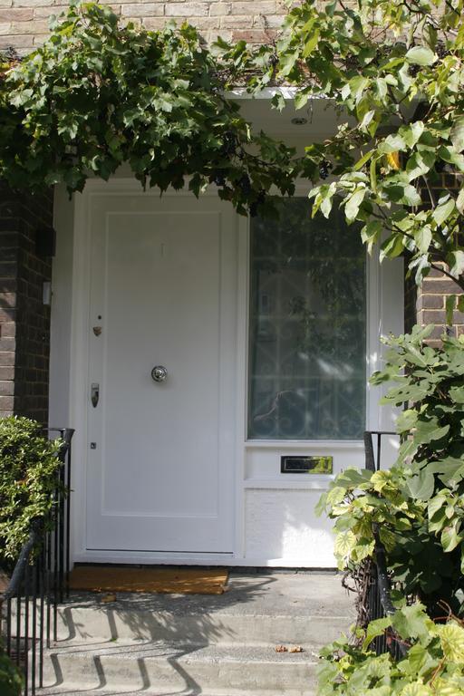 Town House,388888070:JPEG