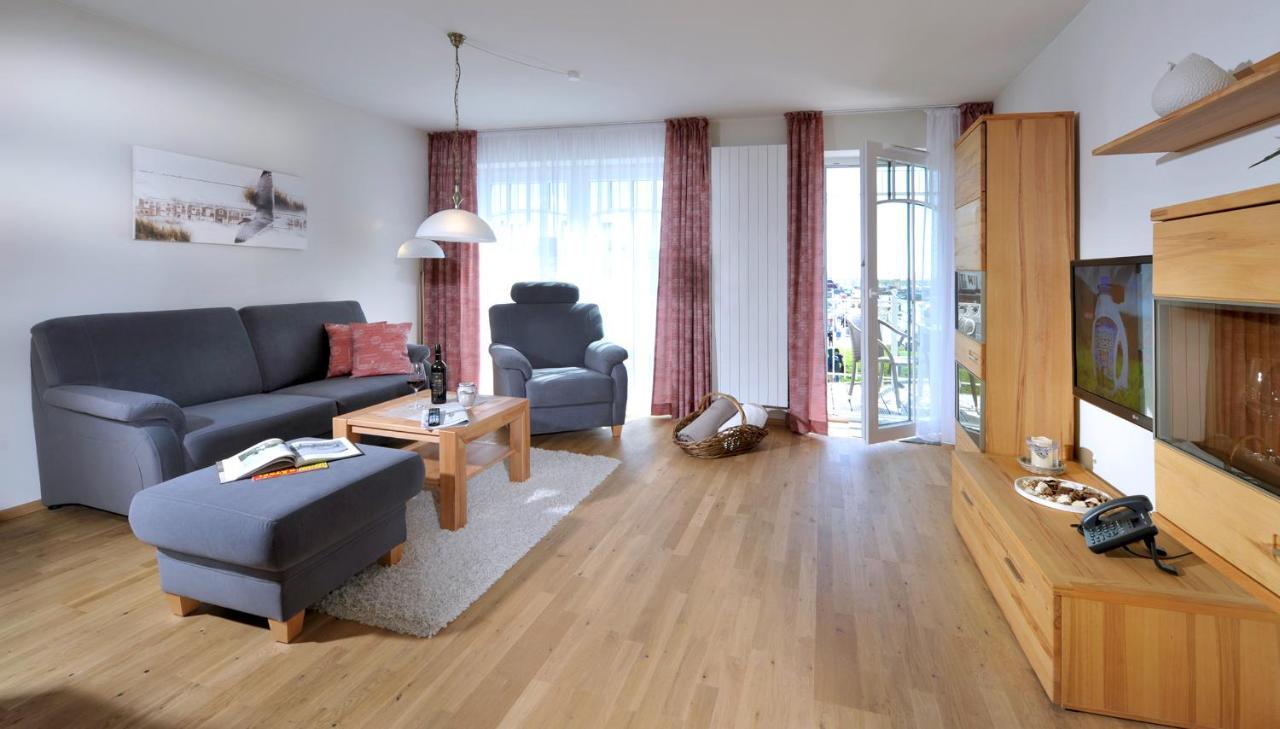 One-Bedroom Apartment 208 02