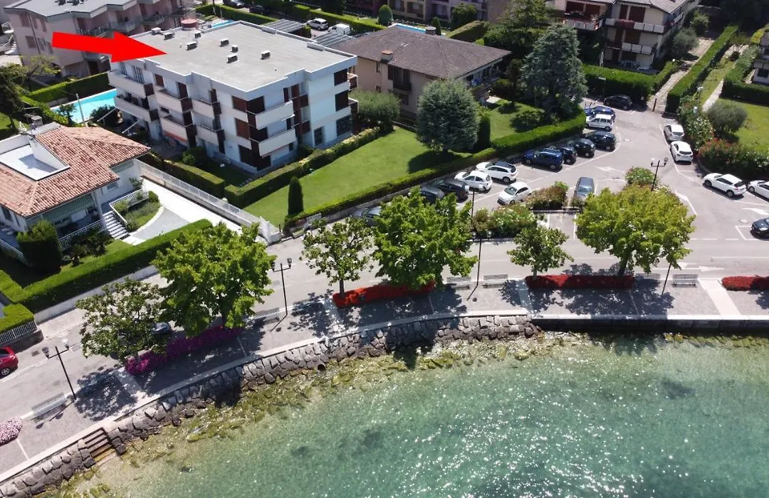 Apartment Bardolino Lake Front-1