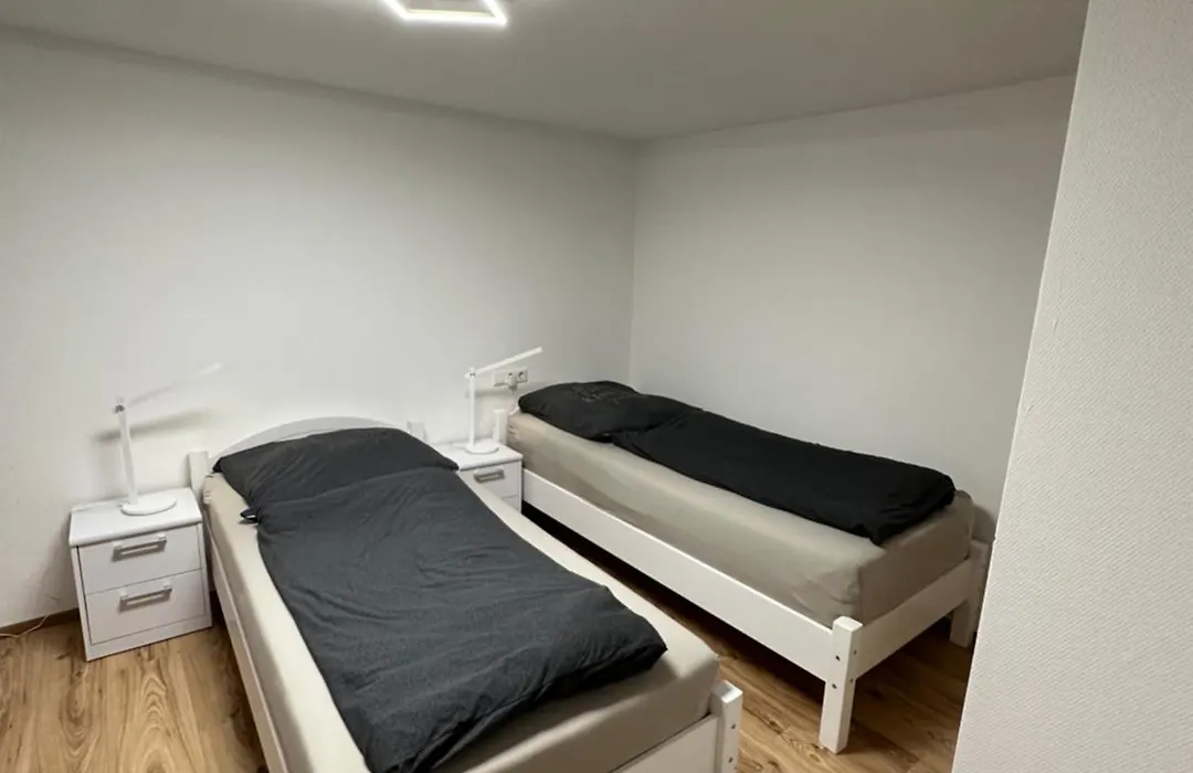 Guest Appartements mit 2 getrennten Schlafzimmern für 4 Personen 24h check in-1