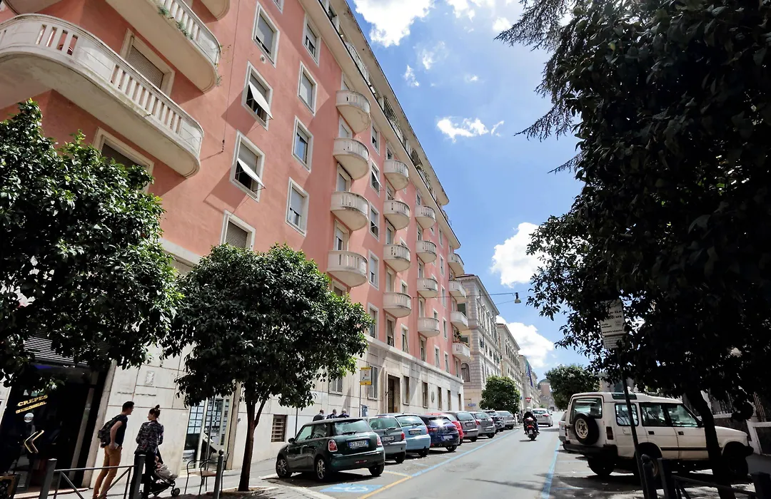 Bellezza Al Colosseo - B&B & Apts-1