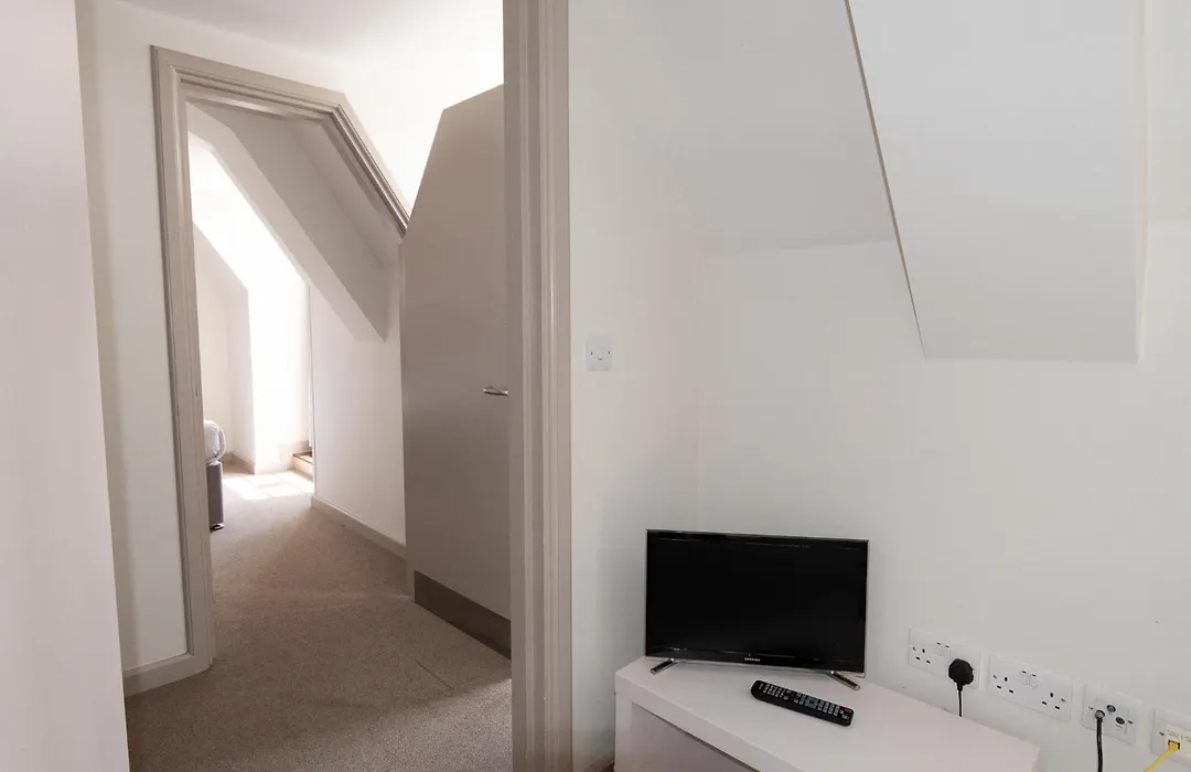 Goodenough College - University Residence-1