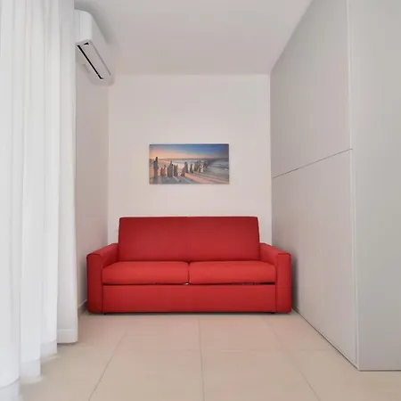 Iris Suite-2