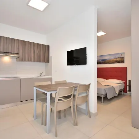 Iris Suite-3