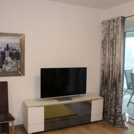 Attraktive Apartments Im "Port Marina"-3