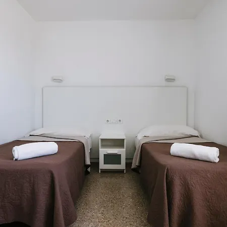 Apartamentos Livvo Tarahal-3