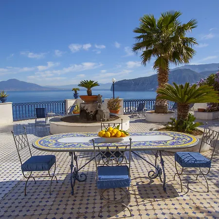 Villa La Terrazza Suites-2