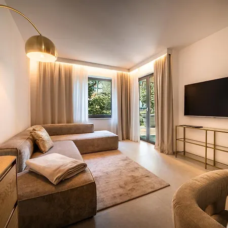 Goldfinger + Suites-3
