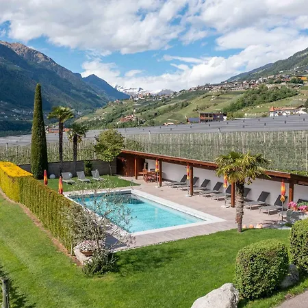 Residence Neuhaeuslhof, Apartments Meran, Guestpass-2