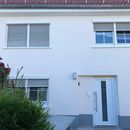 Guest Appartements mit 2 getrennten Schlafzimmern für 4 Personen 24h check in-3