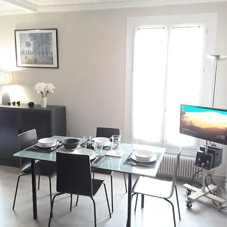 Apartment With Car Park - Charonne Neighborhood-3