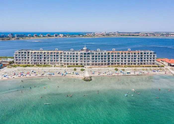Gardenia Beach Palace Aparthotel