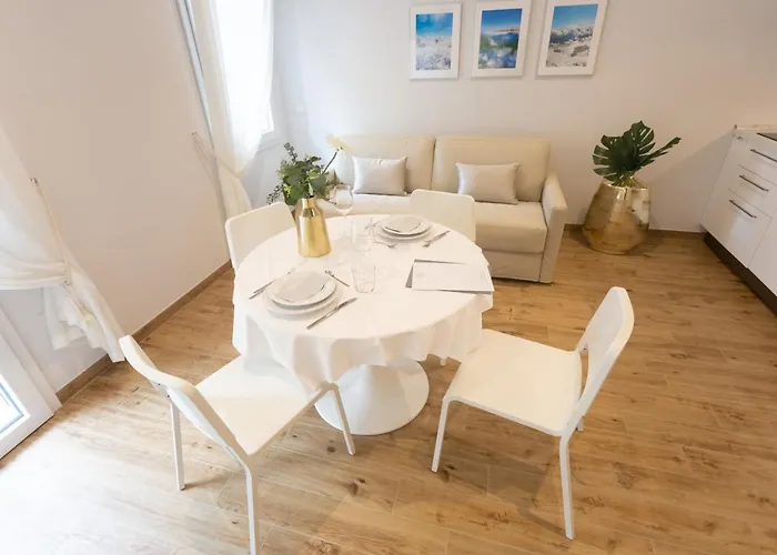 Ca' Benedetta Suite House By Apartsuite