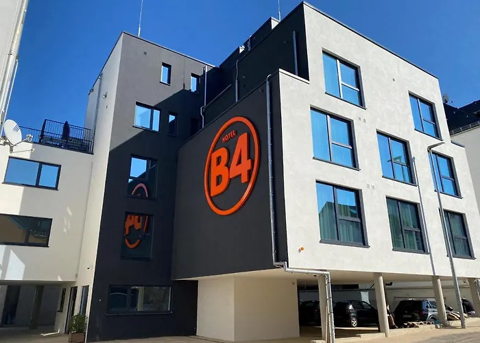 Hotel B4