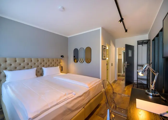 Nikii City Hotel