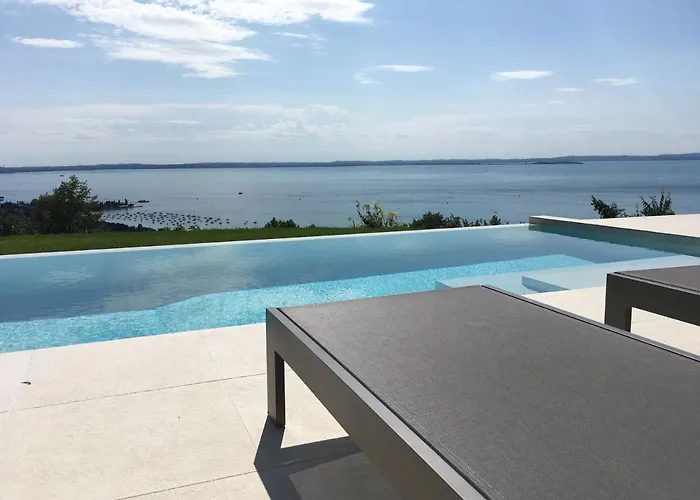 Ferienvermietung: Villa Beole