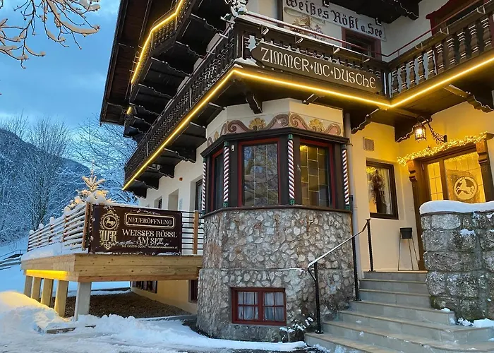 3-Sterne-Hotel: Weisses Rössl am See