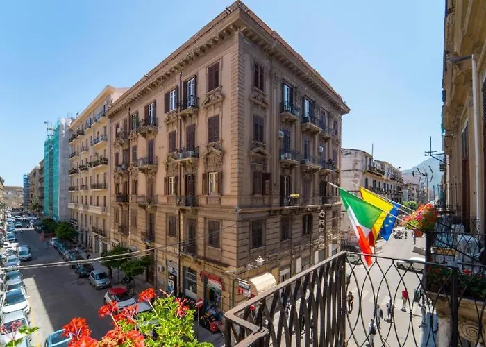 Ballaro' Hotel - Budget Room