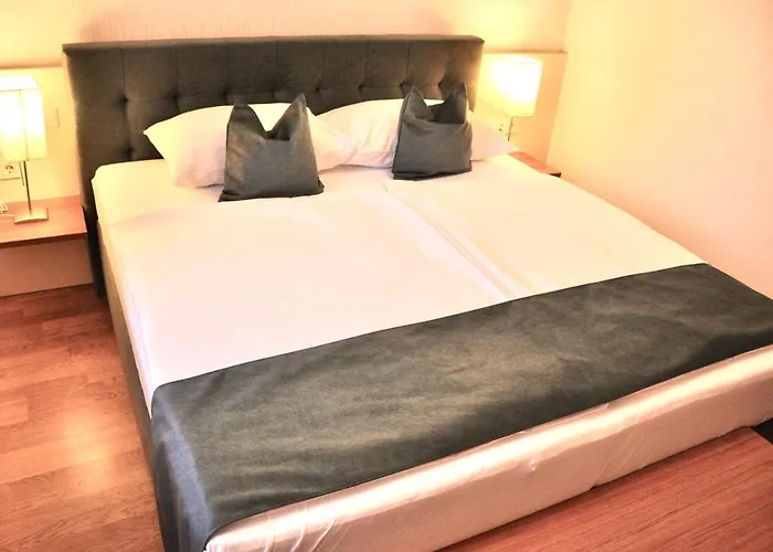 Home Sweet Apartments - A Cozy Welcome