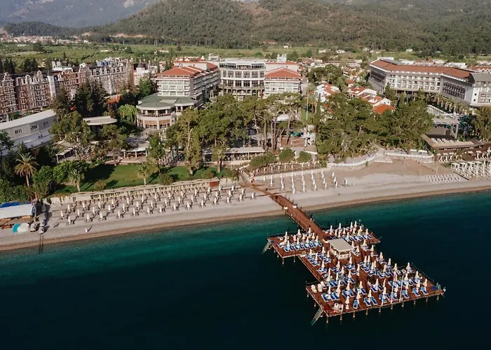 Akra Kemer