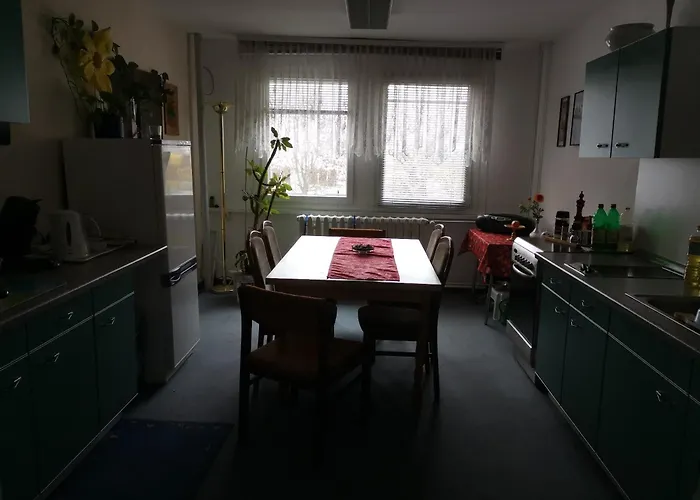 TWS Pension an der B1