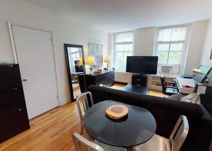Cozy Place In Midtown Nyc