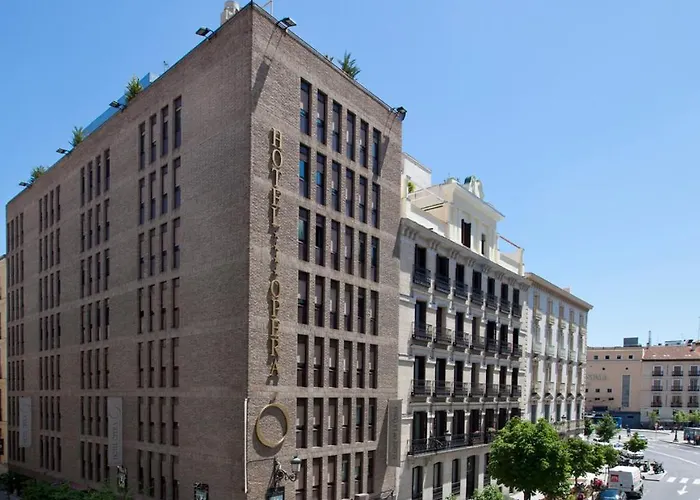 Hotel Opera