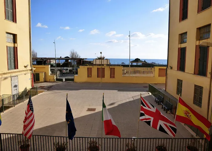 Strandhotel: Litus Roma Hostel