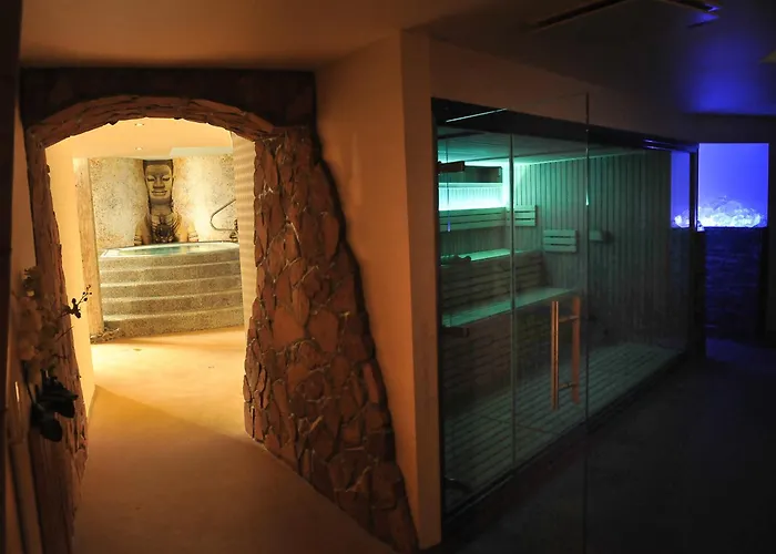 3-Sterne-Hotel: Hotel & Wellness Royal Astrid