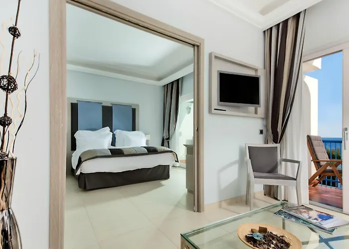 Punta Molino Beach Resort & Thermal Spa