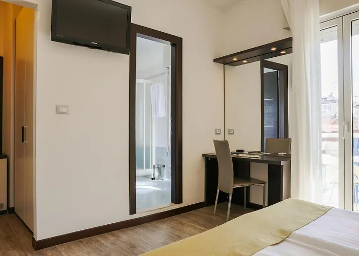 Hotel Am Strand Bristol