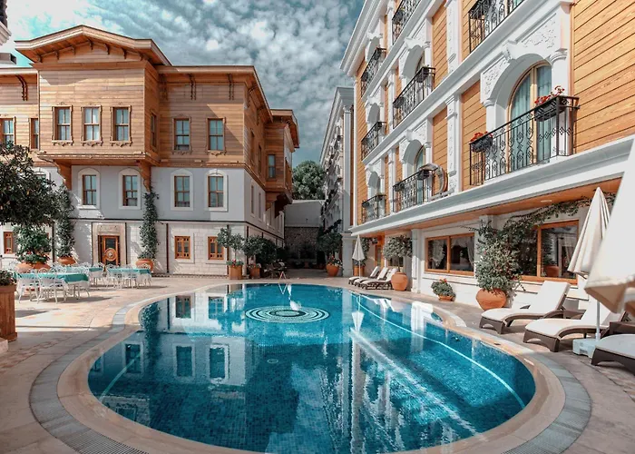 Familienhotel: Seven Hills Palace & Spa