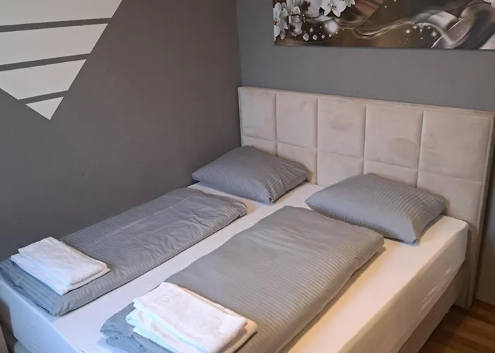 3-Sterne-Hotel: Hotel A8 Lukas Bei Blue