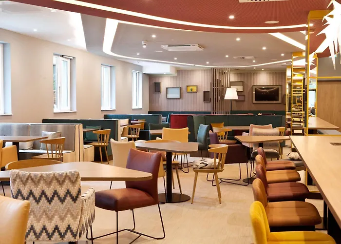 Hampton By Hilton