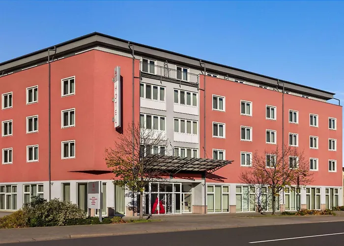 Hotel Am Strand Amedia Dresden Elbpromenade, Trademark Collection By Wyndham