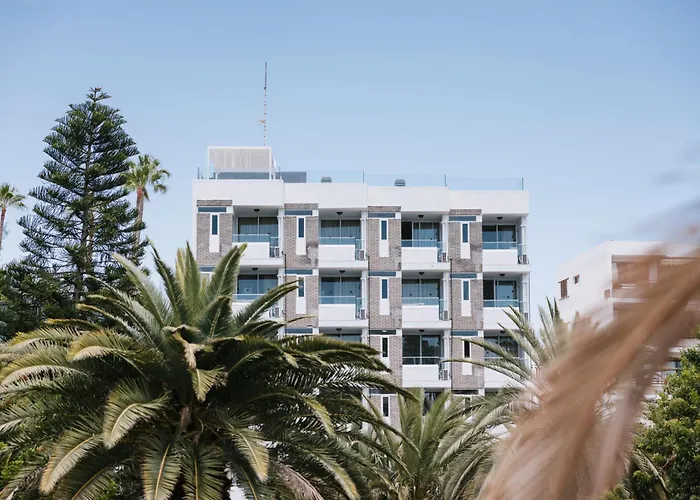 Apartamentos Tarahal