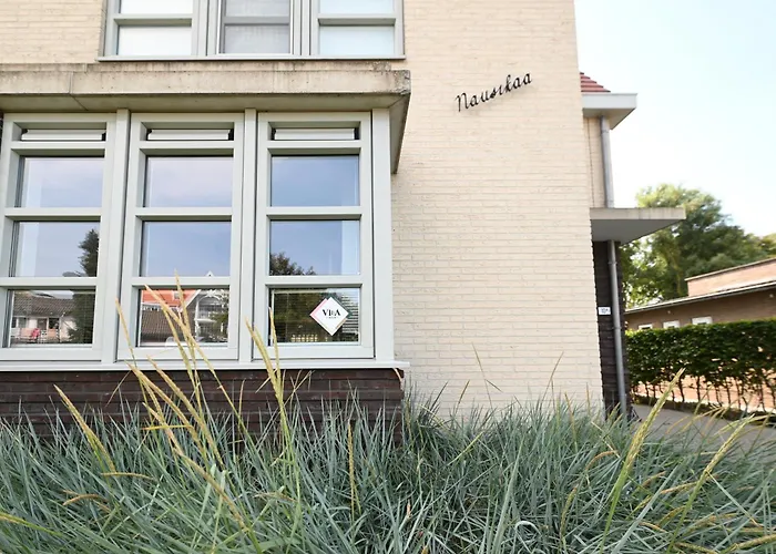 Ferienhaus: Villa Mer, Villa Nausikaae - Large Luxury Family Holiday Home With Garden Near The Beach