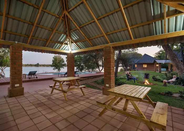 Zambezi River Cottages