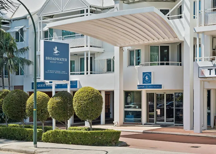 Broadwater Resort Como