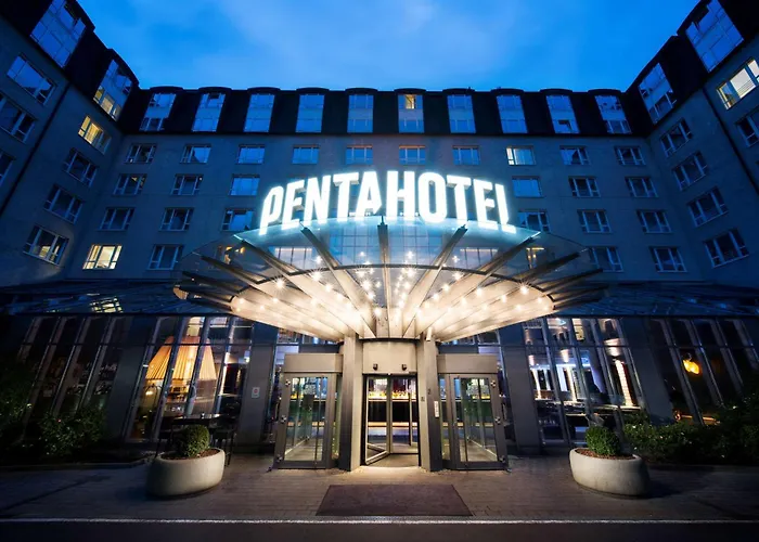 Hotel mit Pool: Pentahotel Leipzig