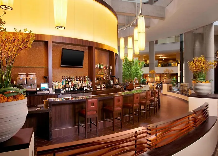  Westin Bonaventure & Suites, Los Angeles