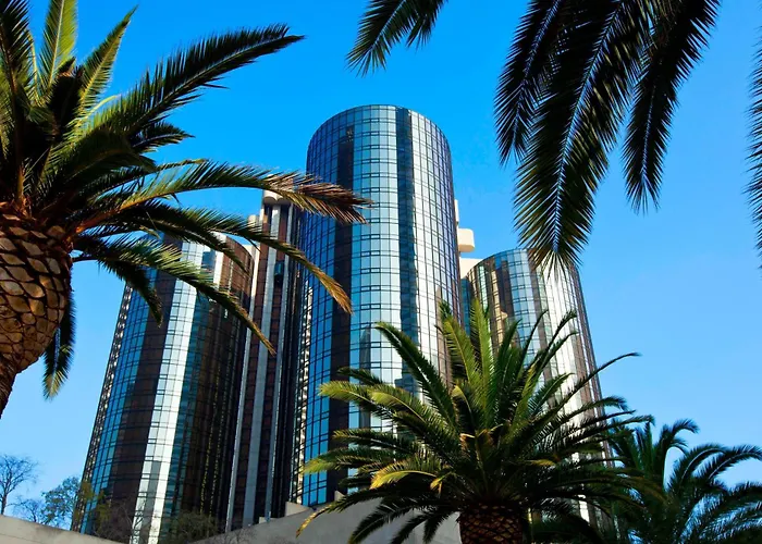 Westin Bonaventure & Suites, Los Angeles