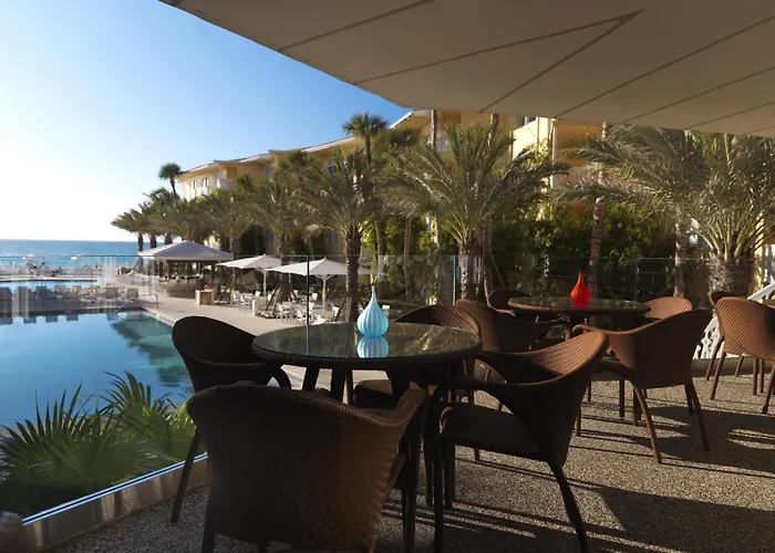 Edgewater Beach Hotel